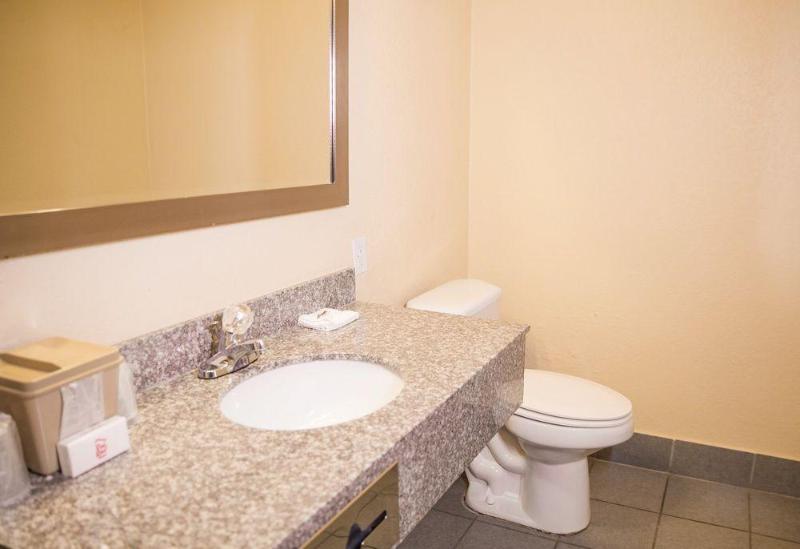 Red Roof Inn Mobile - Midtown Extérieur photo