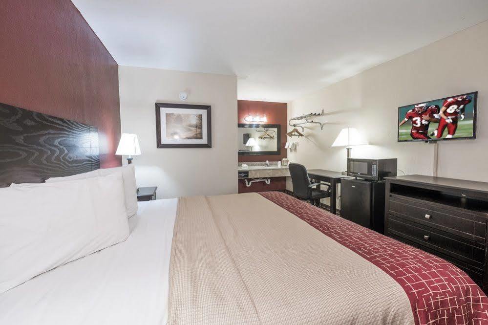 Red Roof Inn Mobile - Midtown Extérieur photo